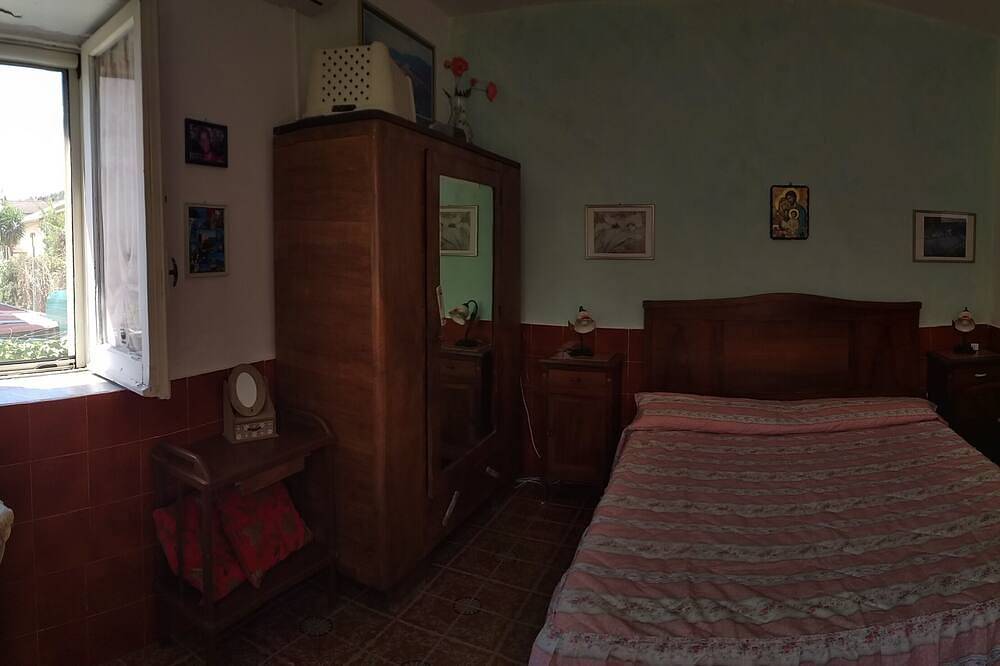 Bonito apartamento con jardín con vistas al mar in Scauri, Provincia de Latina