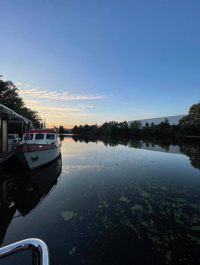 Boot für 6 Personen, mit Terrasse und Ausblick in Hamburg - 4