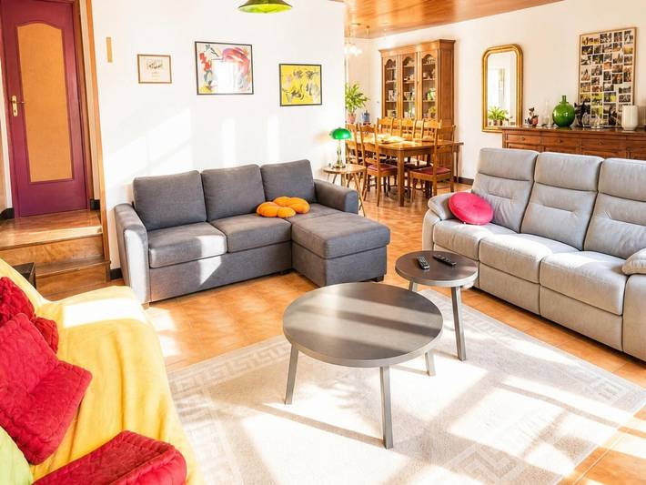 Location de vacances pour 8 personnes, avec Terrasse et Jardin à Chailley