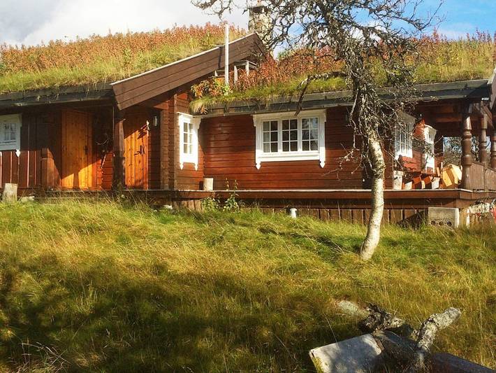 Feriehus for 8 personer, med balkong / terrasse og sauna i tillegg til terrasse, barnevennlig i Oppland