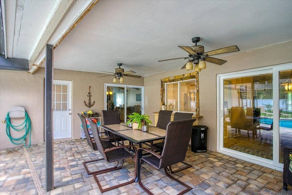 Cimarron Home: Heated Pool Oasis Near Indian Rocks Beach in Largo, Pinellas County