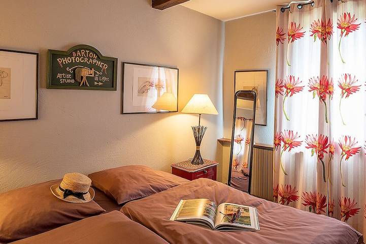 Location de vacances pour 12 personnes, avec jardin et terrasse à Ménerbes - 2