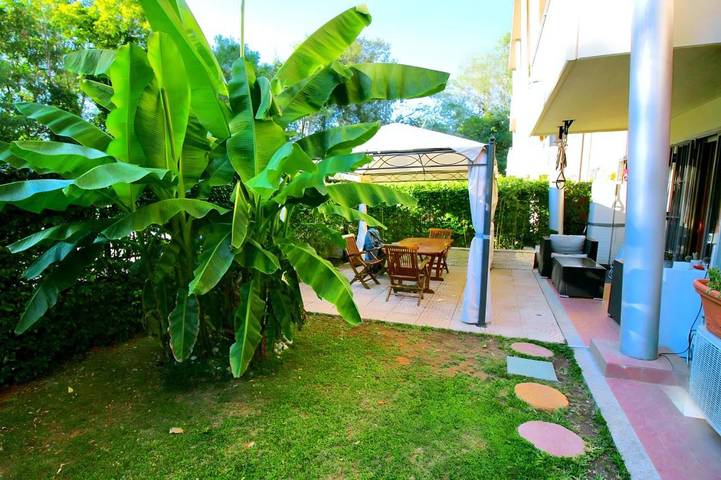 Location de vacances pour 4 personnes, avec vue sur le lac et jardin, animaux acceptés dans la Province de Milan