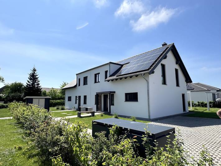Ferienwohnung für 7 Personen, mit Terrasse und Garten sowie Sauna in Krummin - 4