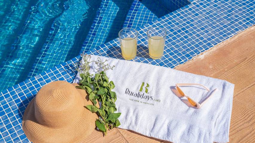 Chalet para 6 personas, con balcón/terraza y piscina en Sierra de las Nieves - 4