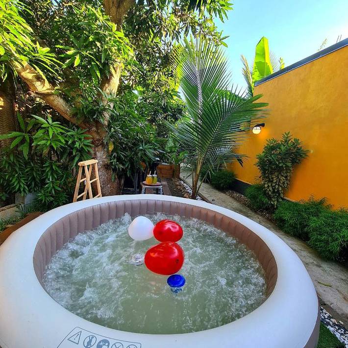 Holiday apartment for 4 people, with garden and hot tub as well as terrace, with pets - 1