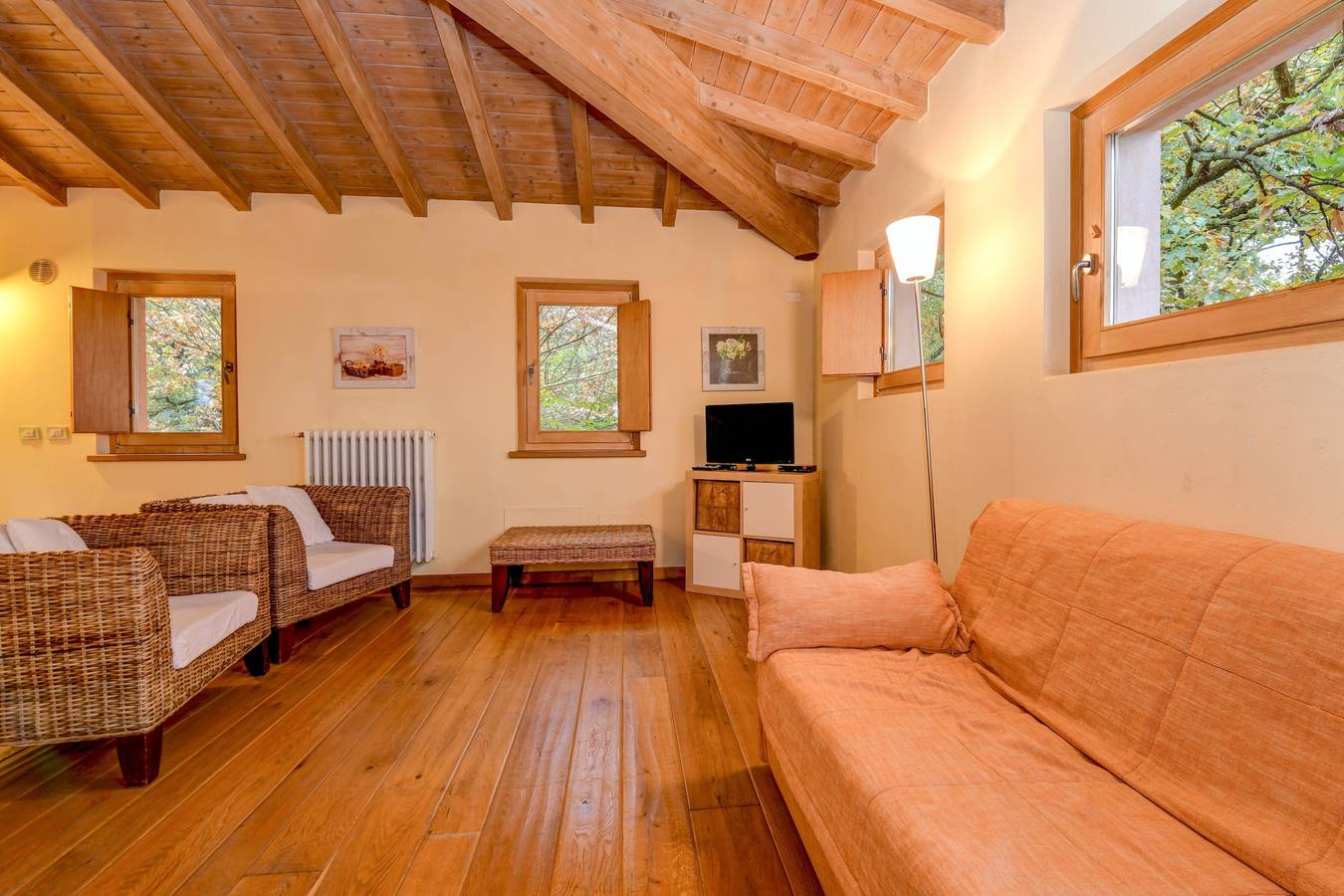 Apartamento entero, Elegante apartamento Torretta en Agriturismo Colleincanto in Gavardo, Montañas Garda