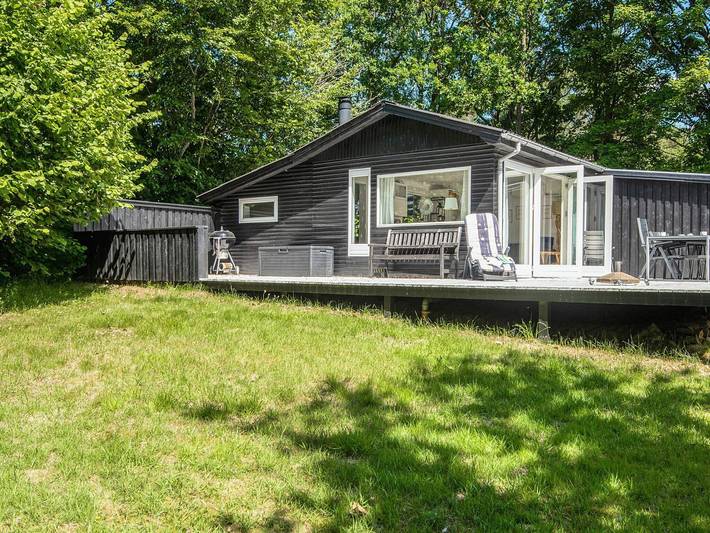 Ferieudlejning for 4 personer, med terrasse i Ebeltoft