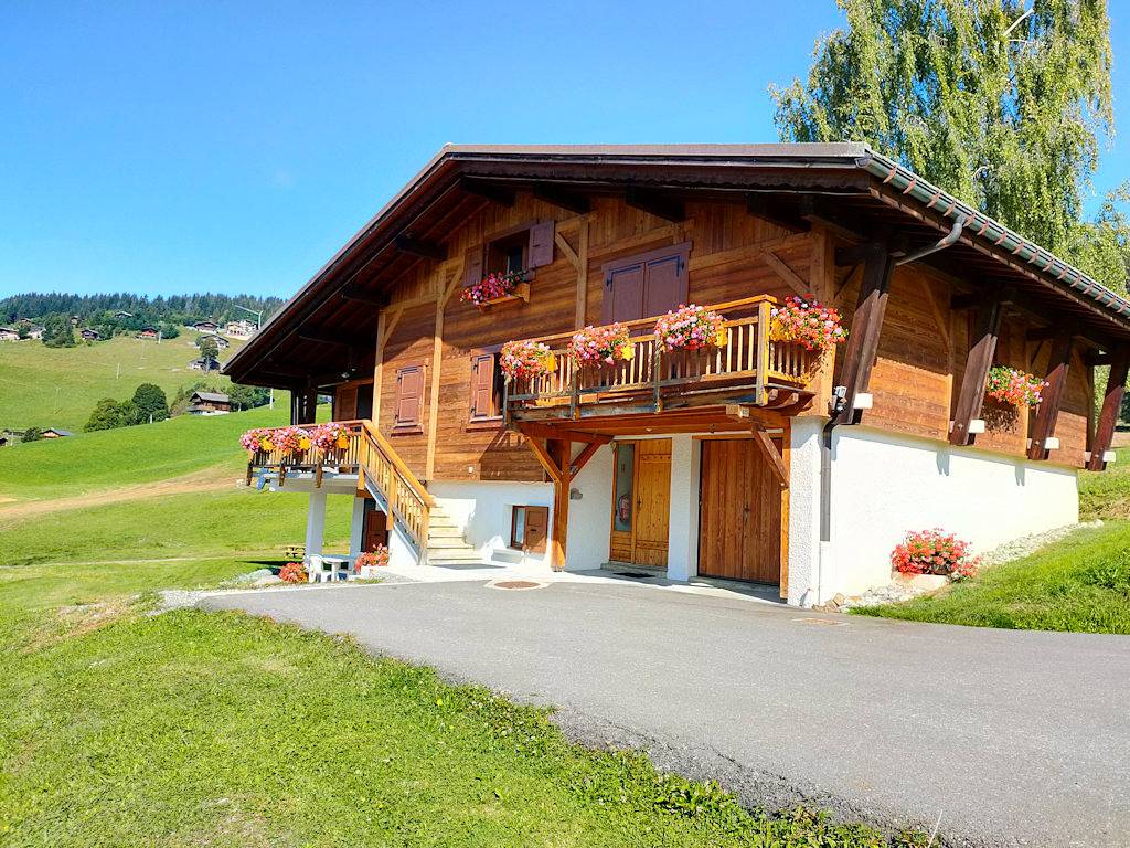 Appartement entier, App. 8 couchages - Jumelable - Sur une piste de liaison in Notre-Dame-de-Bellecombe, Région d'Albertville