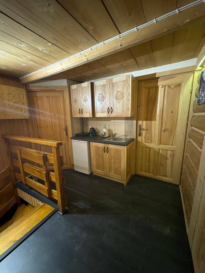 Cały apartament wypoczynkowy, U Młynorza Jacuzzi ogrodowe całoroczne in Suche, Karpaty (Polska)