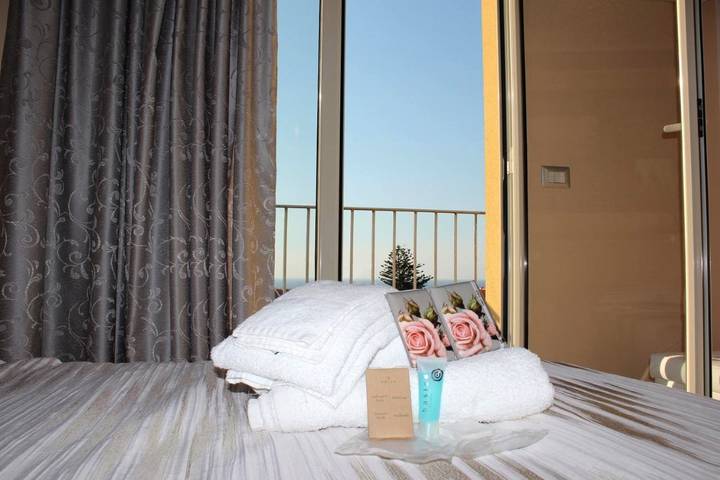 Chambre d’hôte pour 2 personnes, avec Balcon à Scilla