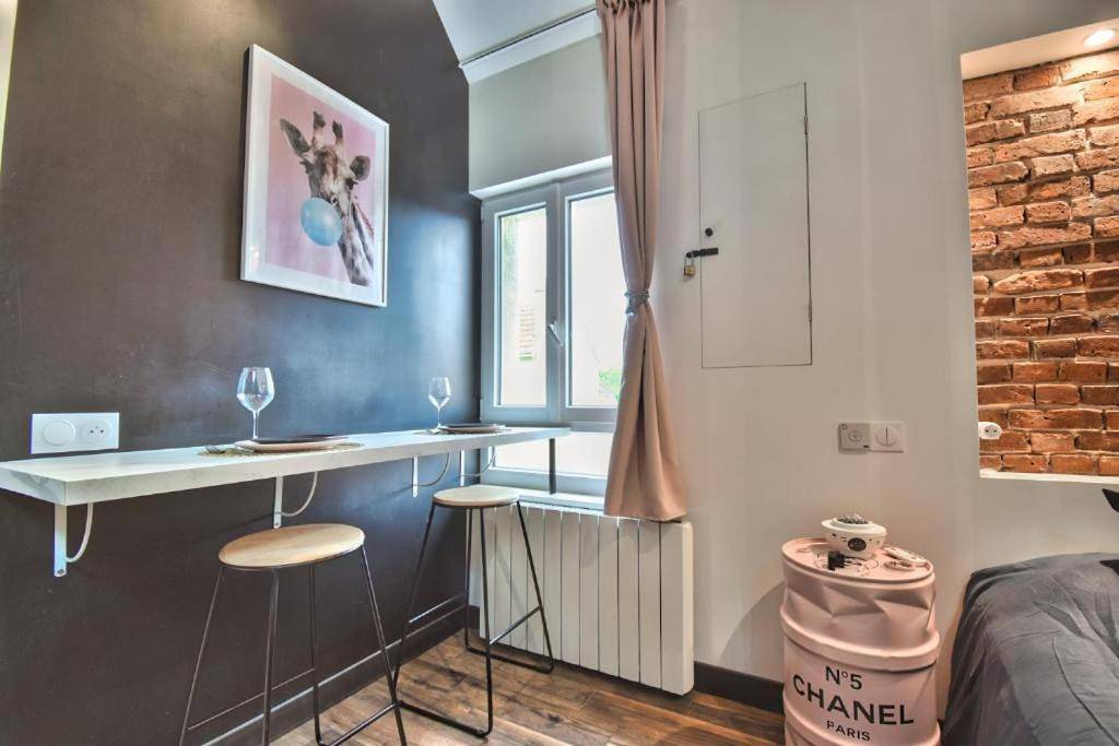 Appartement entier, One-Bedroom Apartment in Maintenon, Région de Chartres