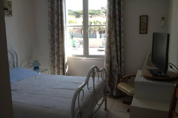 Appartement entier, Sainte-Maxime f3 Climatisé proche mer et commerces avec parking *** in Sainte-Maxime, Côte méditerranéenne (France)
