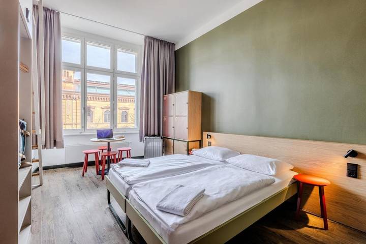 Hotel für 6 Personen, mit Terrasse und Garten sowie Ausblick bei der Museumsinsel Berlin - 4
