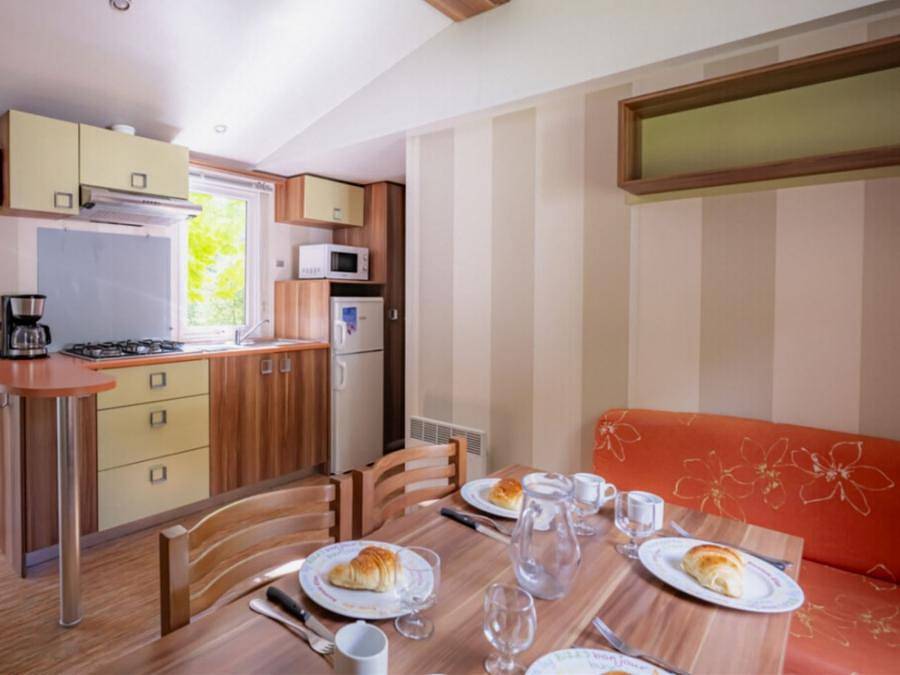 Camping Paradis - Val De Coise - Mobilheim 4 personen - Klassisch 2 Schlafzimmer 4 in Saint-Galmier, Montbrison