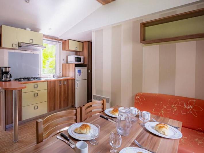 Camping pour 4 personnes, avec bassin pour enfant dans la Loire - 3