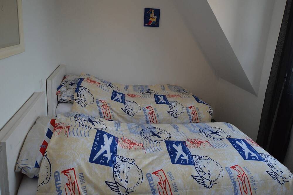Ganze Wohnung, Aufenthalt für vier Personen im Zentrum von Rees in Rees, Niederrhein