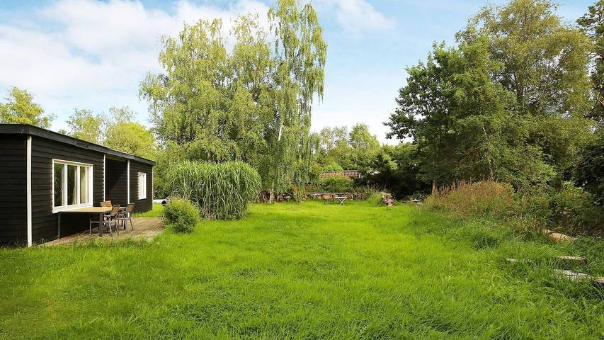 Ferieudlejning for 5 personer, med terrasse, husdyr tilladt i Kulhuse