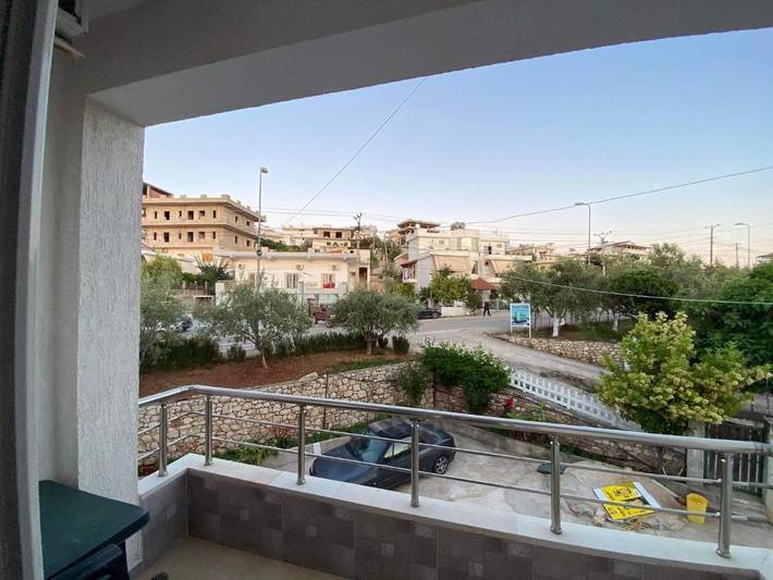 Gîte pour 5 personnes, avec jardin et vue dans Ksamil - 4