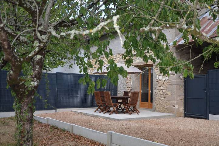 Location de vacances pour 6 personnes, avec jardin dans Château du Gué-Péan