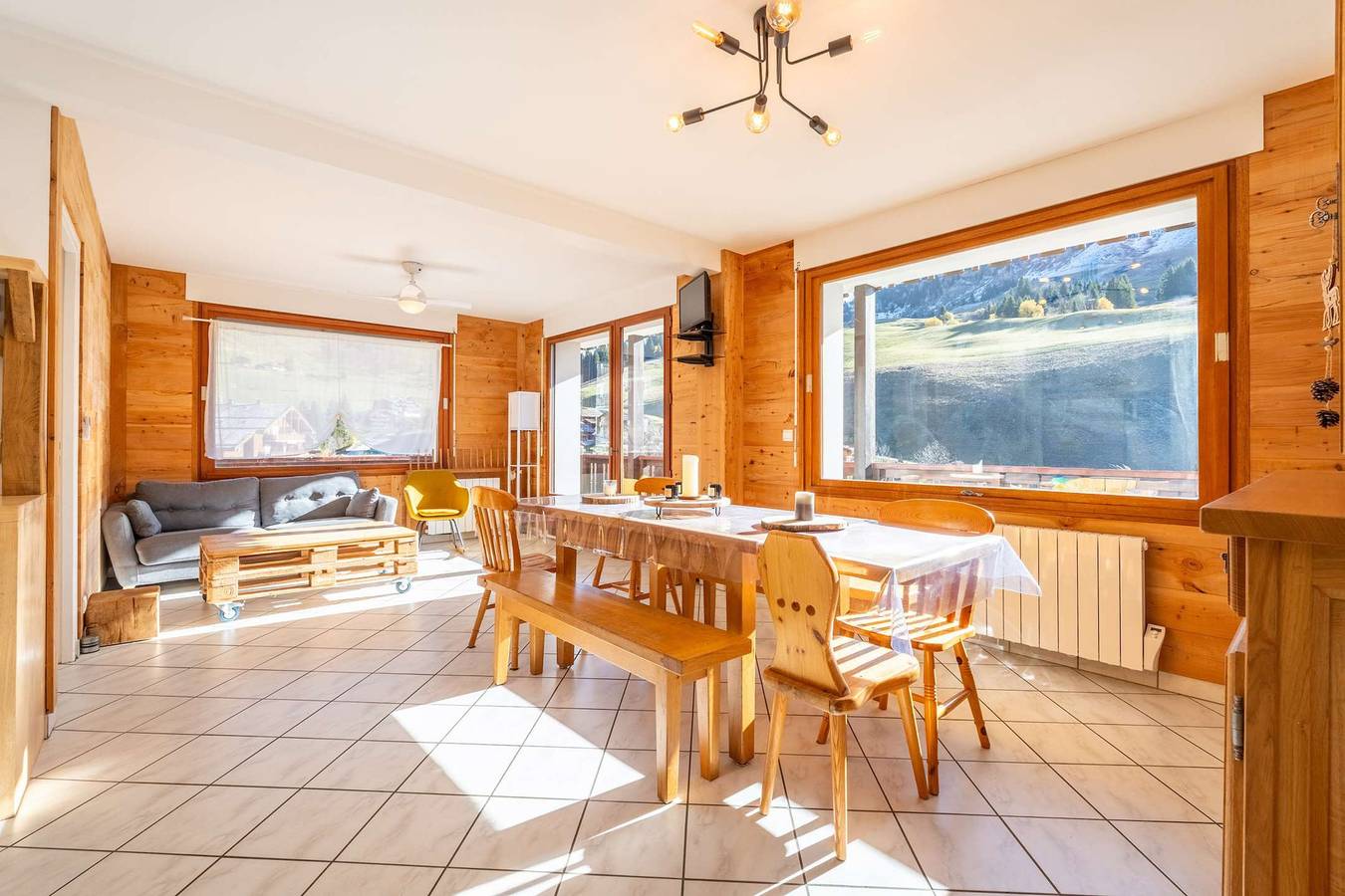 Apartamento vacacional entero, Paret : En coeur de village à 200 m des pistes. in Chinaillon, Le Grand-Bornand