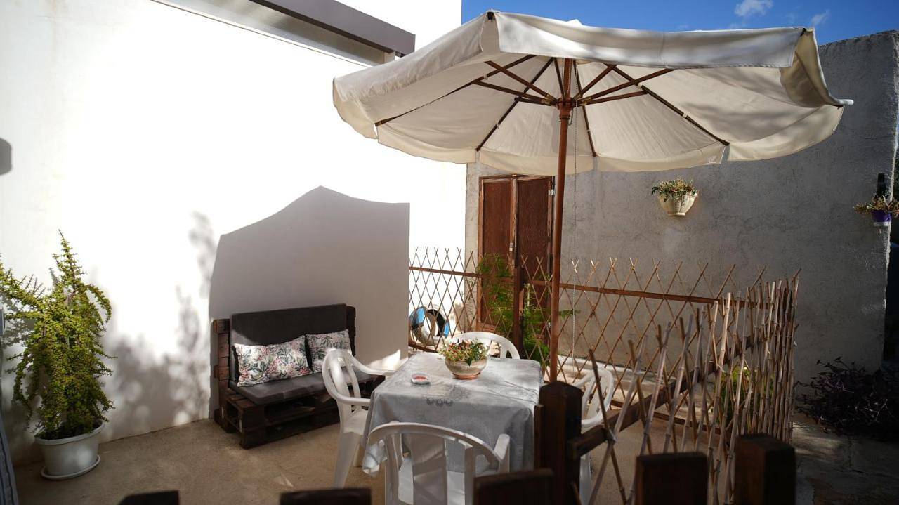La Casa dei Fiori in Castelluzzo, San Vito Lo Capo