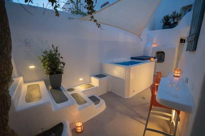 Ferienhaus für 4 Personen, mit Terrasse und Whirlpool - 1