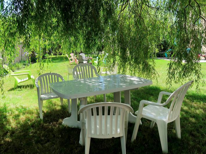 Location de vacances pour 4 personnes, avec terrasse et jardin à Plouhinec (Morbihan) - 4