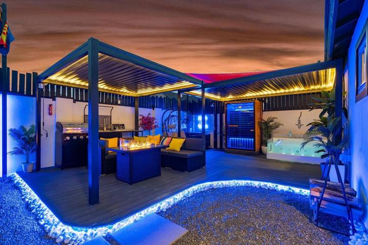 Villa für 4 Personen, mit Garten und Whirlpool, mit Haustier in Phoenix