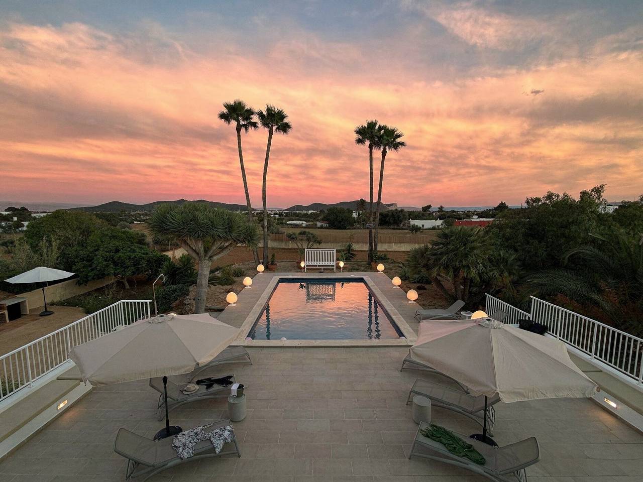 Villa « Can Paola » avec vue sur la mer, Wi-Fi et climatisation in Sant Jordi de ses Salines, Sant Josep de sa Talaia