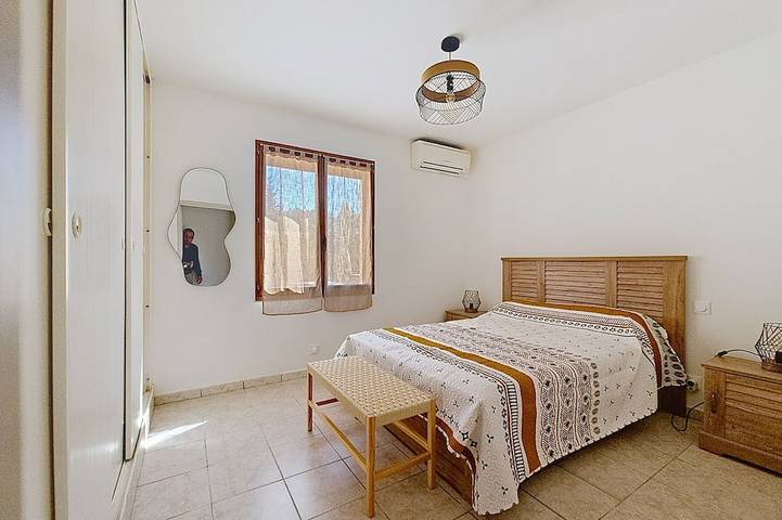 Villa Charlotte quiet Air-conditioned near Avignon heated swimming pool* Petanque in Villeneuve-lès-Avignon, Nimes und Umgebung