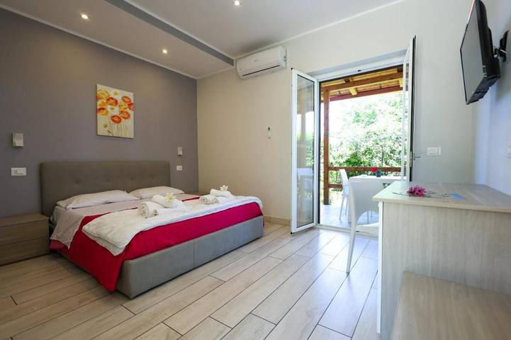 Chambre d’hôte pour 2 personnes, avec jardin à Tropea - 2