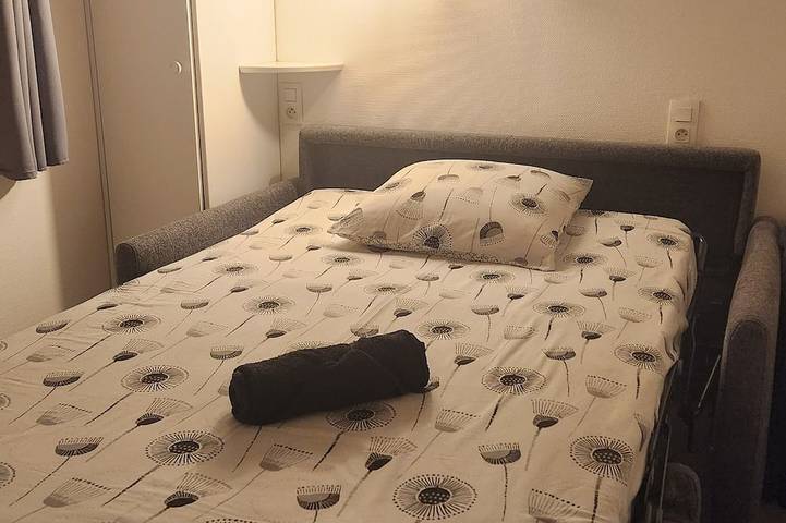 Location de vacances pour 4 personnes, avec terrasse ainsi que piscine et jardin à Le Castellet - 4