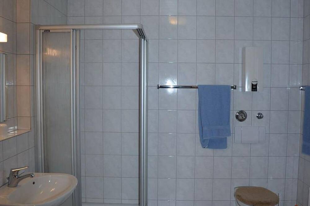 Ganze Wohnung, 2-Bettwohnung \"Fischer\" (Nr) - Ferienwohnung Fischer & Jäger in Manderscheid, Bernkastel-Kues & Umgebung