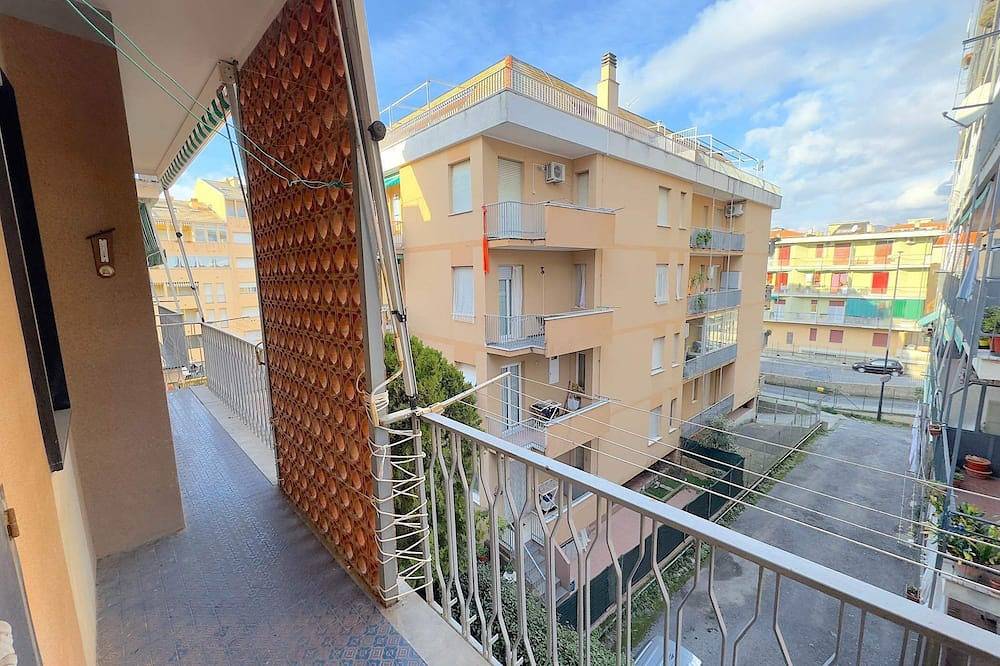 Entire apartment, Casa Grimaldi Lavagna in Lavagna, Lavagna Municipality