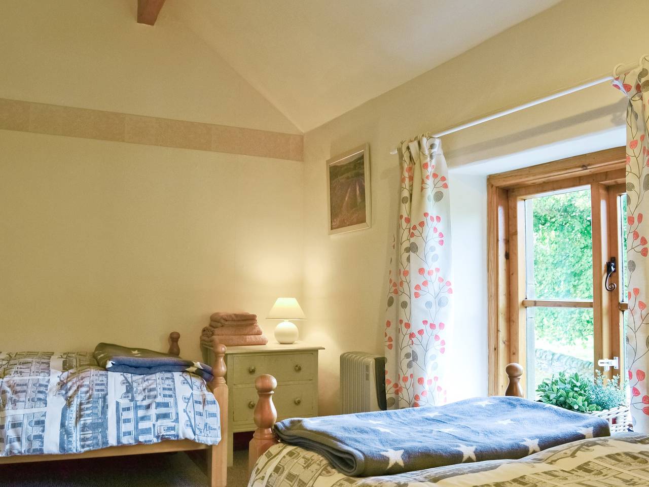 Gable Cottage - E3386 in Staffordshire