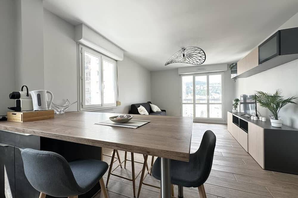 Entire apartment, Nice F3 Berthelot, Fully Equipped - Wi-Fi, Cl-Fd in Clermont-Ferrand, Volcans d'Auvergne Regional Nature Park