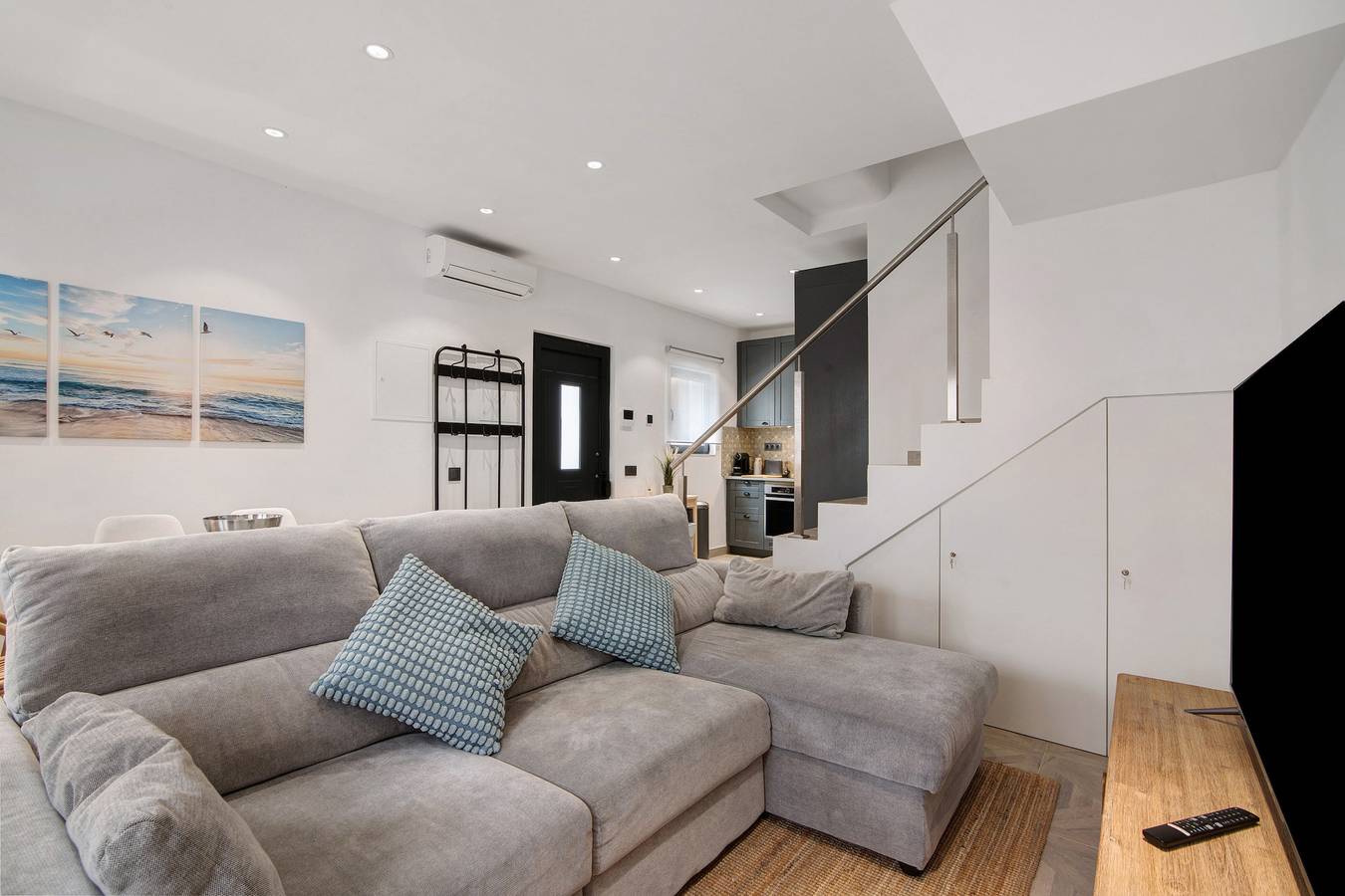 Villa Alvor Rooftop con Vista al Mar, Wi-Fi y Aire Acondicionado in Alvor, Distrito de Faro