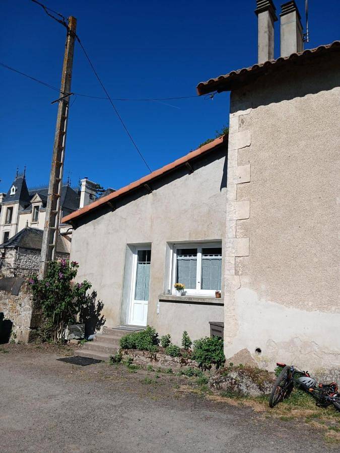 Appartement entier, Studio aux portes de Parthenay in Châtillon-sur-Thouet, Deux-Sèvres
