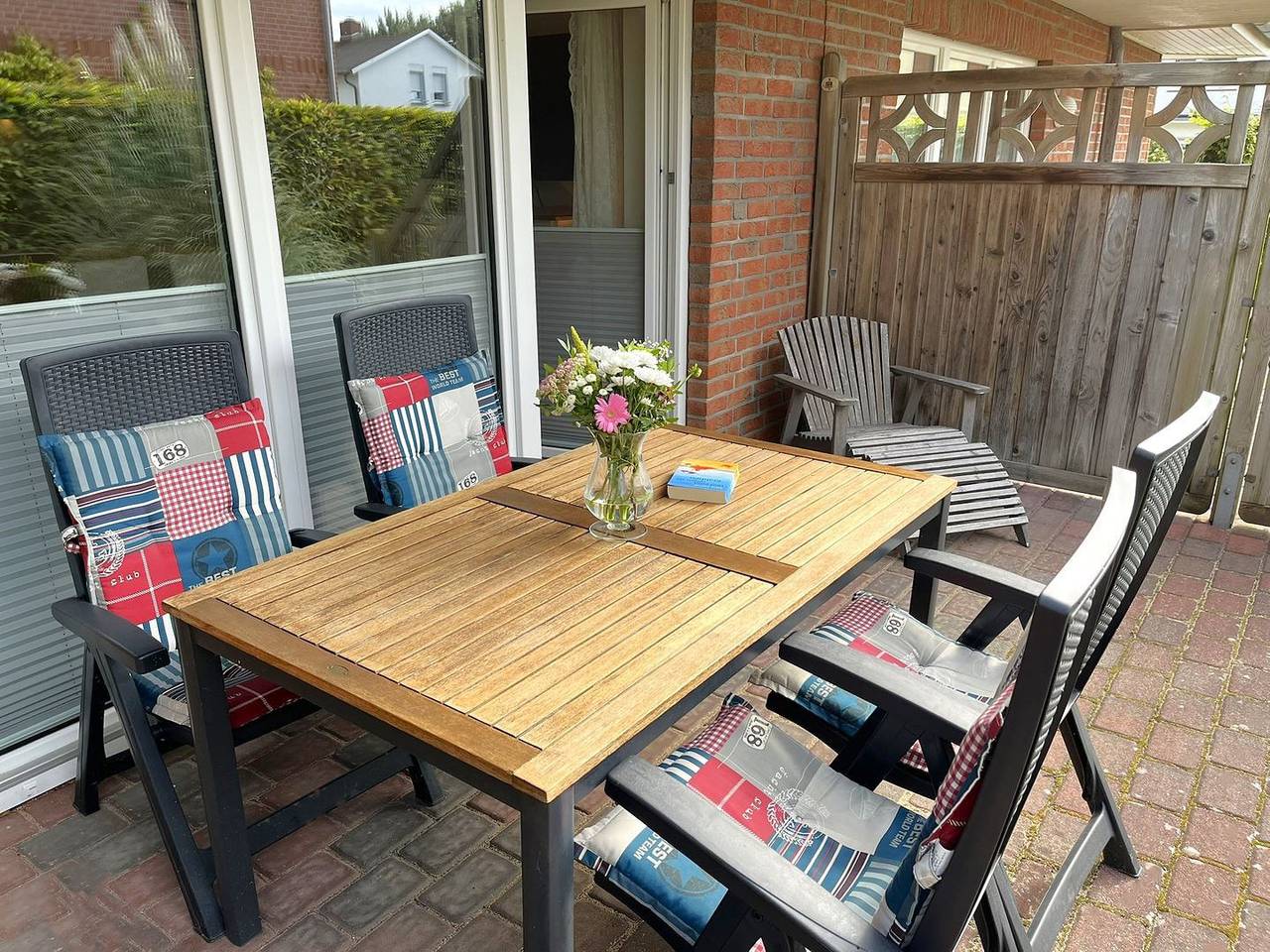 Ganze Wohnung, Schicke Ferienwohnung mit Terrasse in Zentrumsnähe. 1 kleiner Hund ist erlaubt. in Hafen Büsum, Büsum