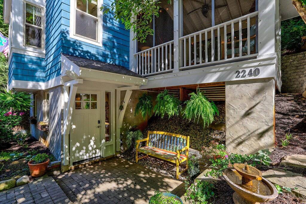 Blue Moon = Geräumiges, luftiges Zuhause im geschlossenen Macatawa Park und am Michigansee in Macatawa, Allegan County