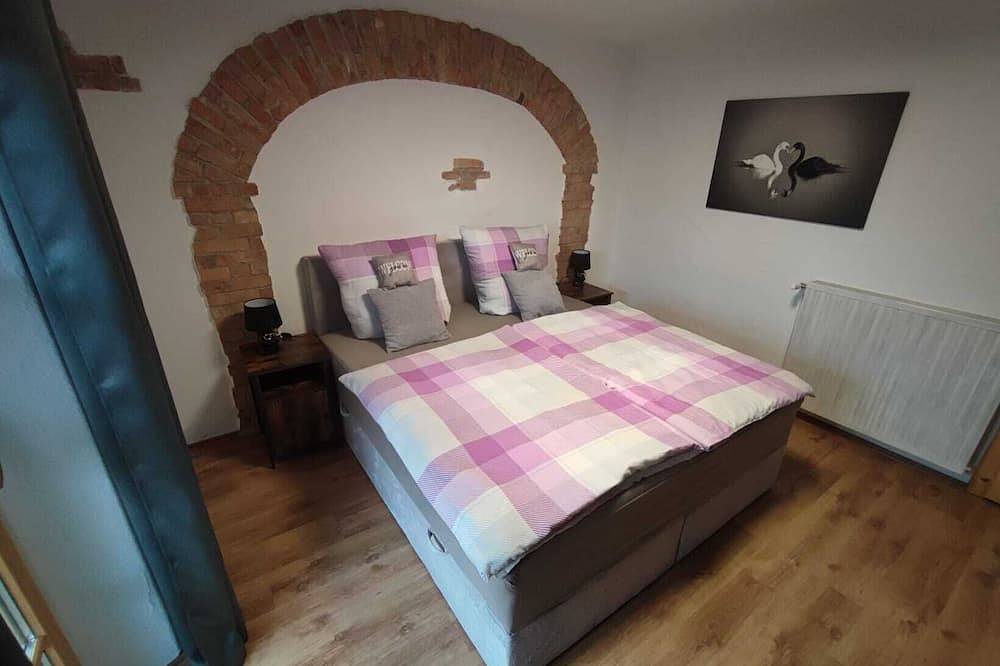 Ganze Wohnung, Ferienwohnung zum Wohlfühlen mit Schwedenofen und gemütlicher Wohnküche in Kienberg, Landkreis Traunstein