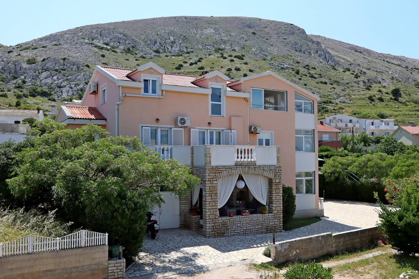 Entire apartment, One bedroom apartment with terrace Pag A-6412-c in Pag Town, Pag Island