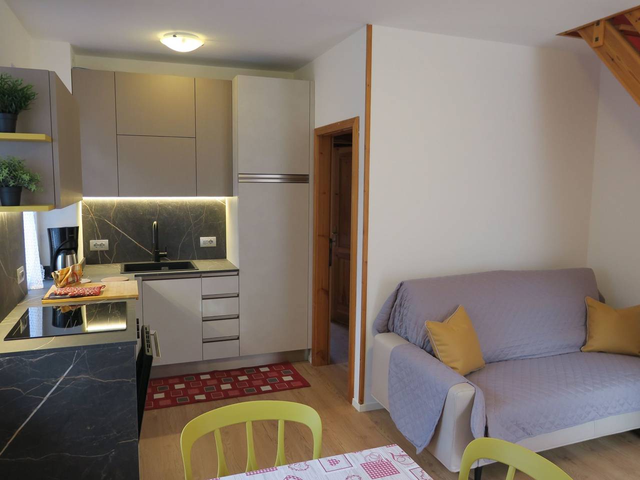 Geheel appartement, 2-stöckige Wohnung mit privatem Garten in Pur (Ledro), Ledro