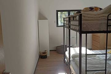 Maison De Vacances pour 8 Personnes dans Saint-Alban-Auriolles, Ardèche, Photo 4