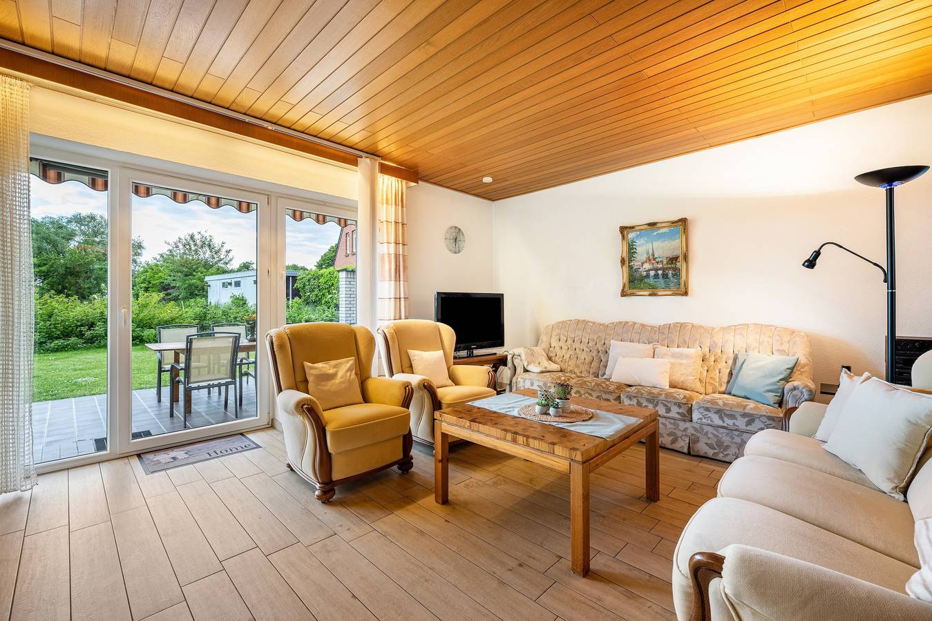 Holiday Home 'Ferienhausadrian Travemünde-brodten' with Private Terrace, Private Garden and Wi-Fi in Travemünde, Lübeck