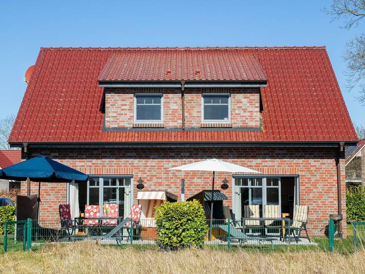Ferienhaus für 4 Personen, mit Terrasse und Garten sowie Seeblick in Niedersachsen - 2