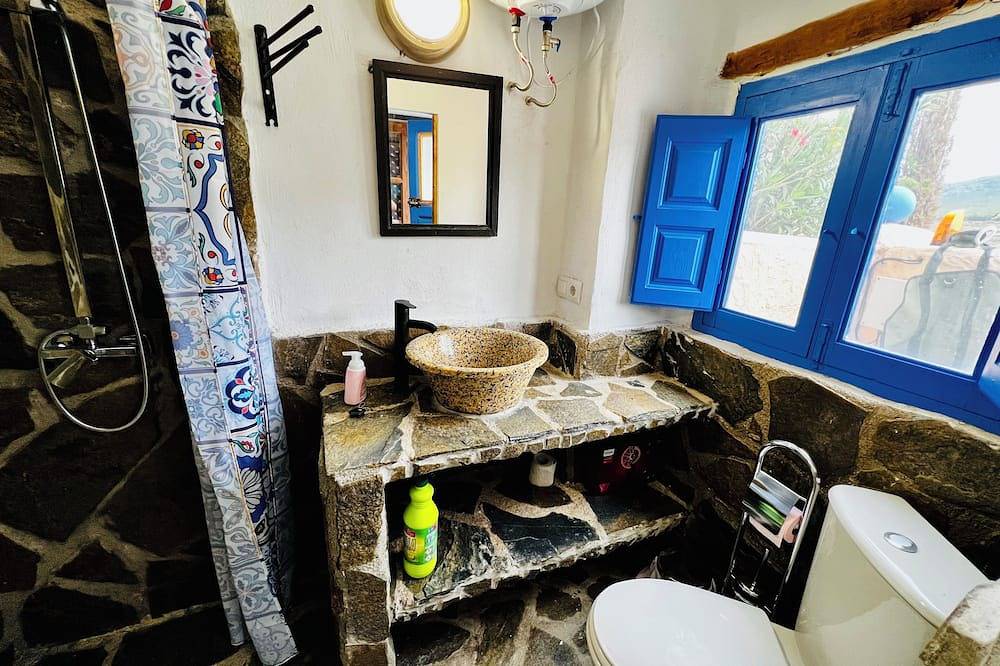 Entire apartment, Cuevas La Veranda in Fuente Nueva (Granada), Orce