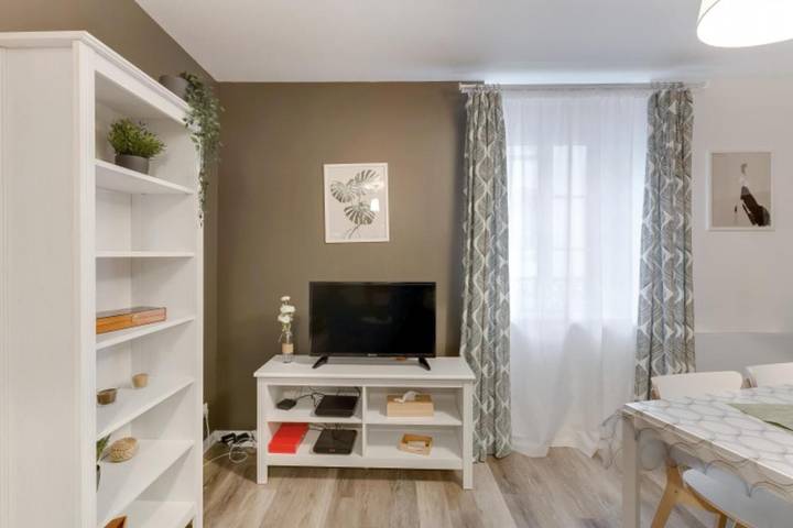Appartement de vacances pour 4 personnes, avec terrasse, animaux acceptés