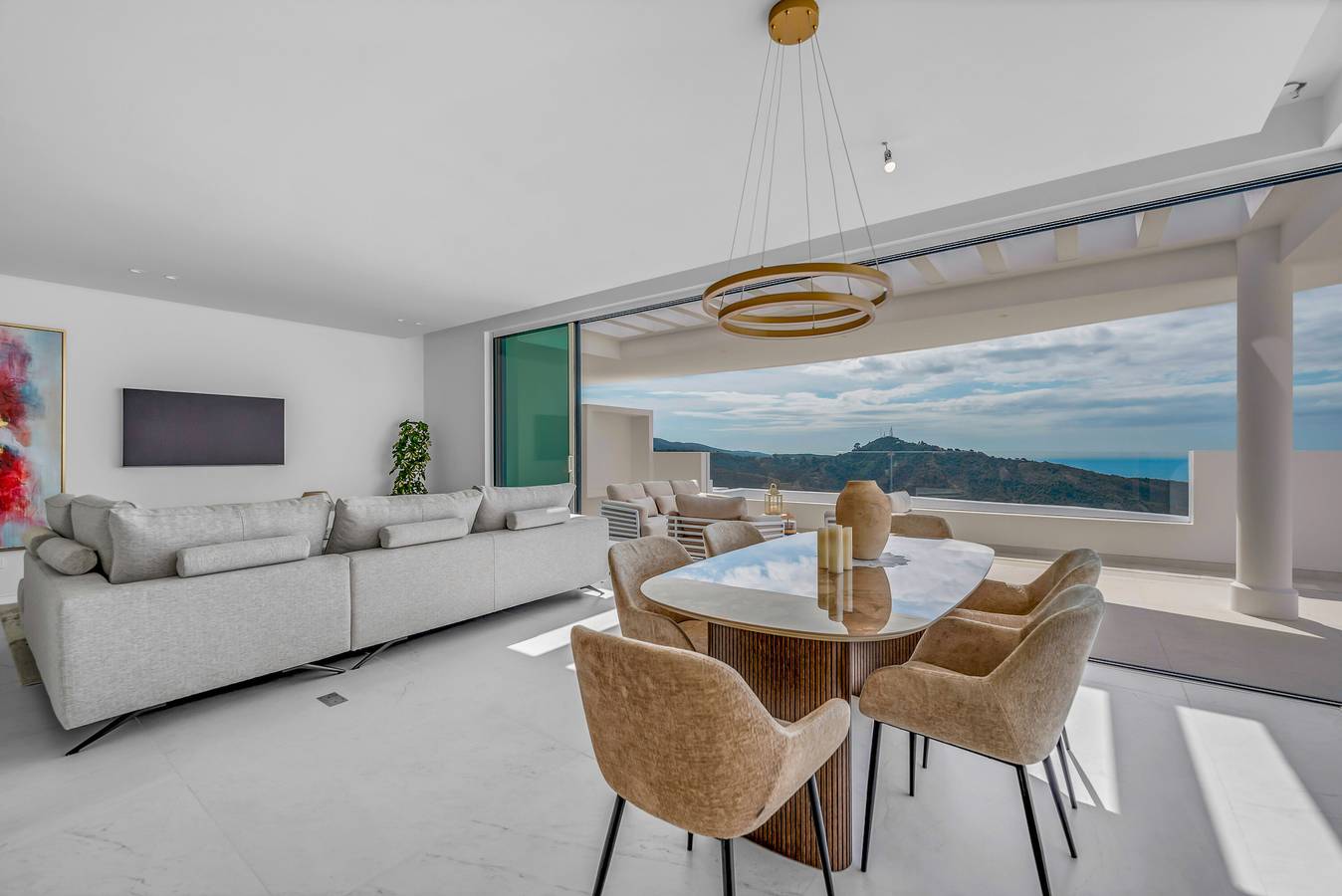 Apartamento entero, Impresionante ático con vistas panorámicas al mar y a la montaña cerca de Marbella in Ojén, Sierra de las Nieves